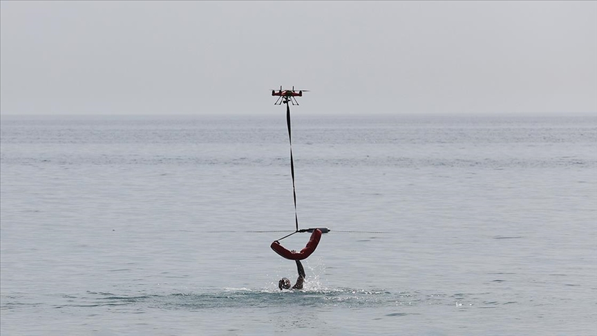 Antalya sahillerinde "cankurtaran dronlar" yaz sezonuna hazır