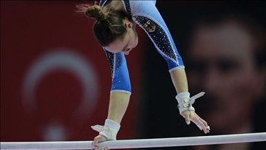 Турецкие гимнастки поборются за медали на Чемпионате Европы в Италии 