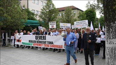Kosovo: Sindikat prosvetara protestovao povodom 1. maja