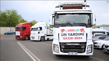 Из турецкого Бингёля в Газу отправлено 4 грузовика с мукой