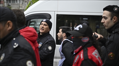 İçişleri Bakanı Yerlikaya, İstanbul'daki 1 Mayıs kutlamalarında 4 ilde 226 kişinin gözaltına alındığını bildirdi