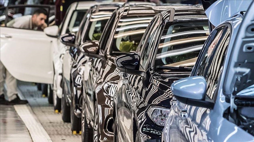 Продажи новых автомобилей в России выросли на 71 процент