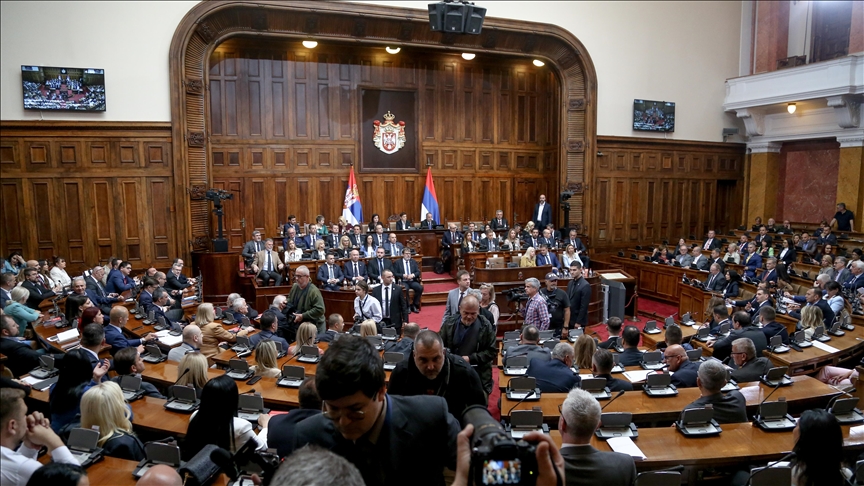 Skupština Srbije izglasala novu Vladu: Miloš Vučević premijer