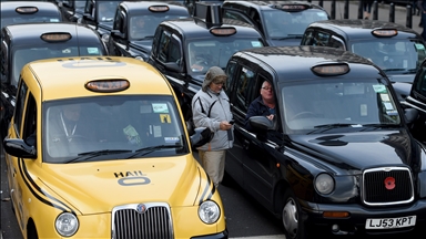 London: Taksisti pokrenuli tužbu protiv Ubera vrijednu 250 miliona funti