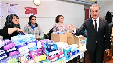 Brüksel'de Emir Kır başkanlığındaki Saint-Josse Belediyesinden Gazze için yardım kampanyası
