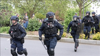 الشرطة الفرنسية تتدخل بالهراوات ضد متظاهري يوم العمال