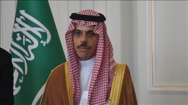 Le ministre saoudien des AE discute avec al-Burhan et Hemedti d'une cessation des combats au Soudan