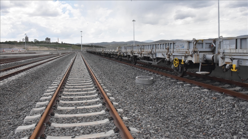 Bakü-Tiflis-Kars Demiryolu'nda modernizasyon işleri tamamlandı