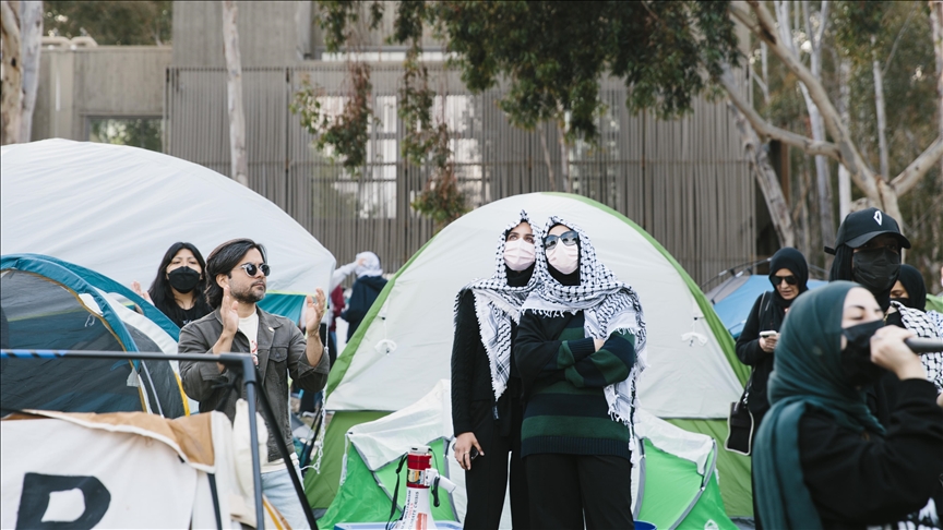 ABD'deki üniversite öğrencileri Gazze'deki sivillerle dayanışma için açlık grevi başlattı