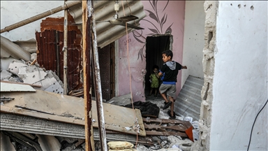 7 قتلى بينهم 4 أطفال بقصف إسرائيلي استهدف منزلاً شمالي رفح