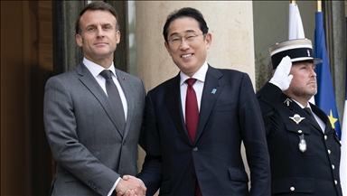 Japan, France to launch negotiations on new security pact