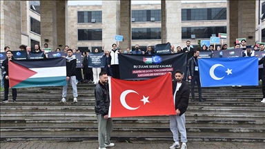 طلاب جامعات تركية يتضامنون مع نظرائهم في الولايات المتحدة