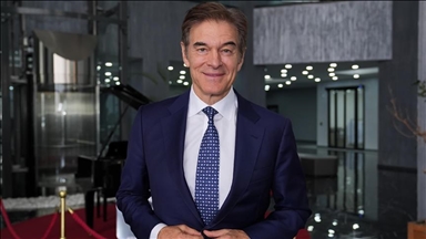 Turkish heart surgeon Dr. Oz calls for utilizing AI in domestic medical device production in Türkiye