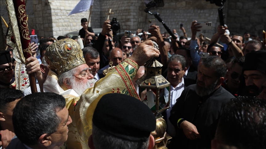 Israeli police restrict participation in Christian Holy Fire ritual in Jerusalem