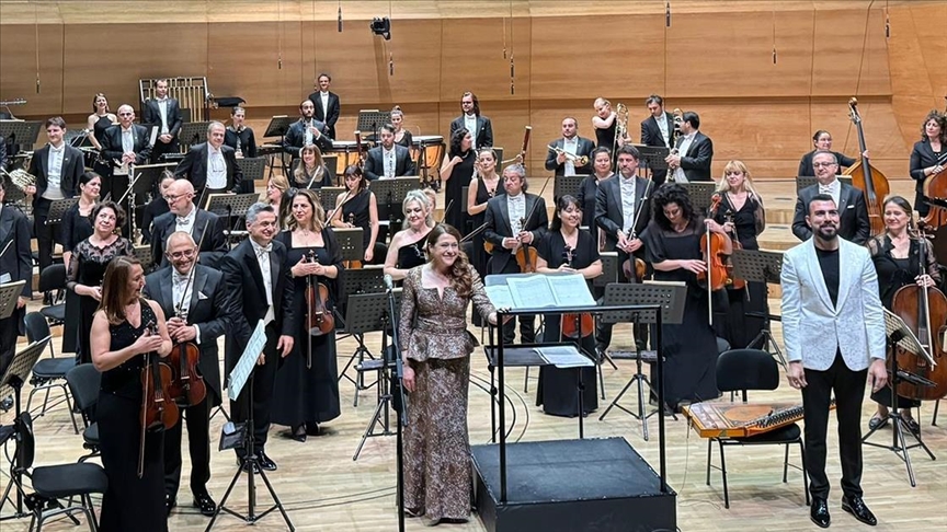 CSO, Turgay Erdener bestelerini seslendirdi