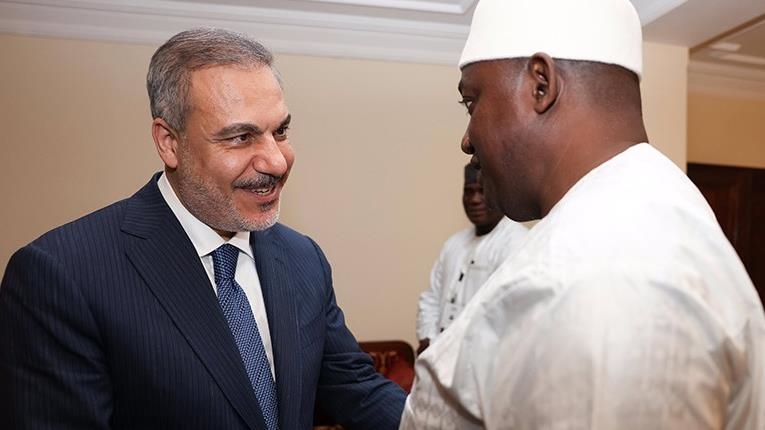 دیدار وزیر خارجه ترکیه با رئیس جمهور گامبیا