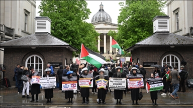 طلاب "كلية لندن الجامعية" يطالبون بوقف التعاون مع إسرائيل