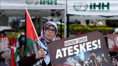 إسطنبول.. "الإغاثة الإنسانية" تواصل اعتصاما لليوم الـ11 دعما لفلسطين