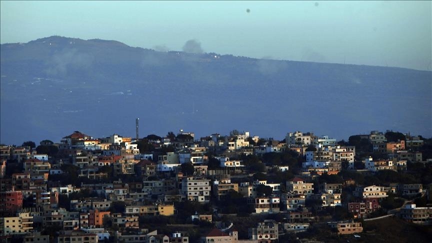Casualties in Israeli raid on southern Lebanese town