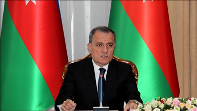 Глава МИД Азербайджана: Баку поддерживает усилия по мирному урегулированию конфликтов