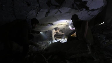 Петмина Палестинци убиени во израелско бомбардирање на Газа, вкупно 34.654 досега