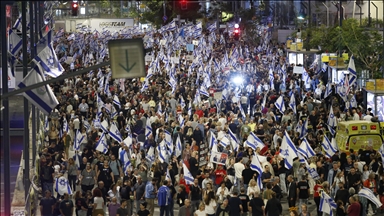 Cientos de israelíes exigen la liberación de los rehenes en Gaza y elecciones anticipadas 