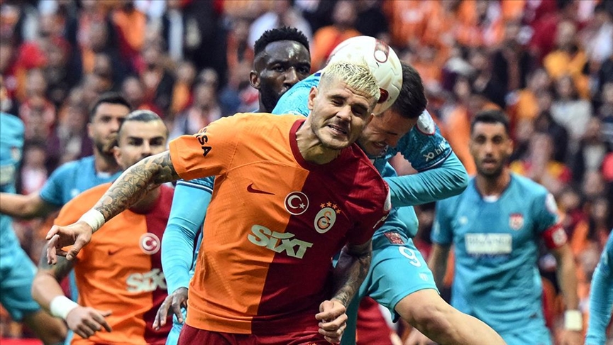 Galatasaray dominate Sivasspor to march towards title
