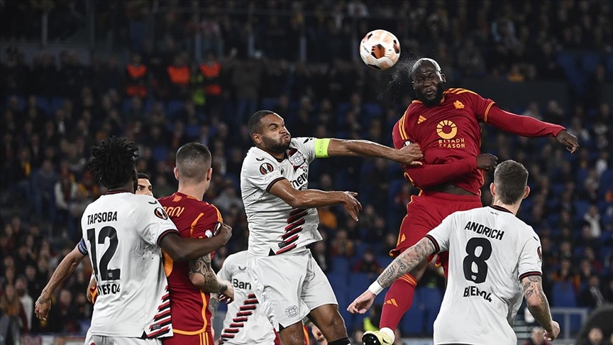 Premier Lig'de şampiyonluk yarışı kızıştı