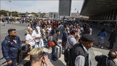Itali, punonjësit e transportit publik në grevë