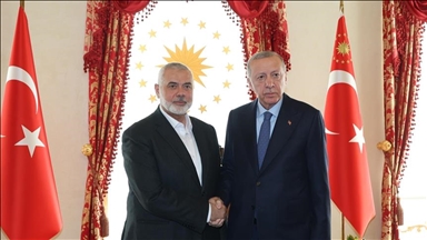 Presidenti Erdoğan dhe shefi i Hamasit diskutojnë përpjekjet për t’i dhënë fund konfliktit dhe dhunës në Gaza