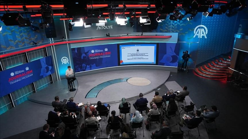 Türkiye : Formation au journalisme de la Direction de la Communication et de l'AA pour les journalistes algériens