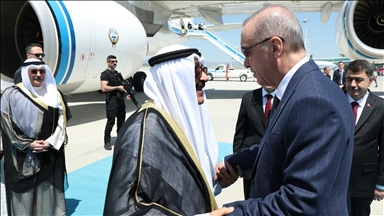 Turkish President Erdogan welcomes Kuwait's emir in Ankara