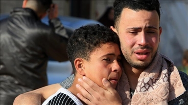 Десятки палестинцев убиты в результате обстрела Израилем домов мирных жителей в Рафахе