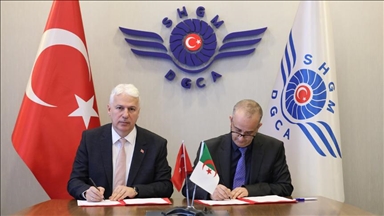 مذكرة تفاهم لزيادة الرحلات الجوية بين تركيا والجزائر
