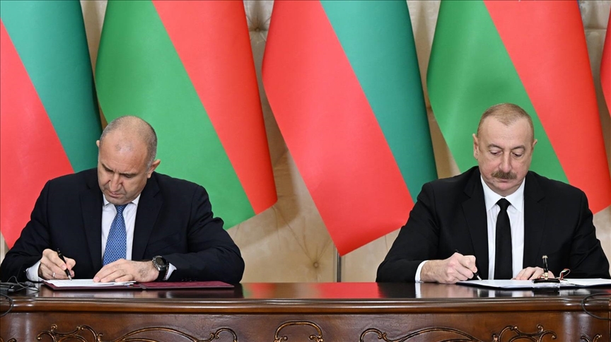 Азербайджан и България подписаха съвместна декларация за укрепване на стратегическото партньорство Азербайджан и България подписаха съвместна декларация за укрепване на стратегическото партньорство