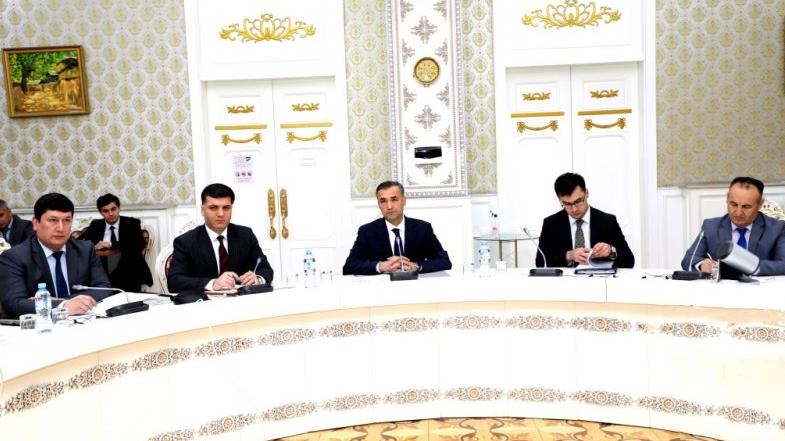 В Душанбе обсудили создание в Таджикистане филиалов турецких банков