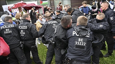 Profesorët gjermanë kritikojnë dhunën e policisë ndaj protestuesve propalestinezë në universitete