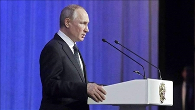 Президент РФ призвал пресекать попытки искажения истории