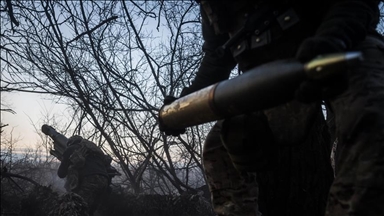 Češka namjerava sljedećeg mjeseca isporučiti 180.000 artiljerijskih granata Ukrajini