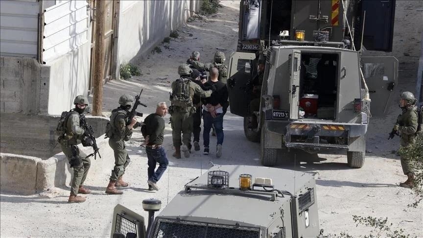 الضفة.. ارتفاع عدد المعتقلين الفلسطينيين إلى 8665 منذ 7 أكتوبر