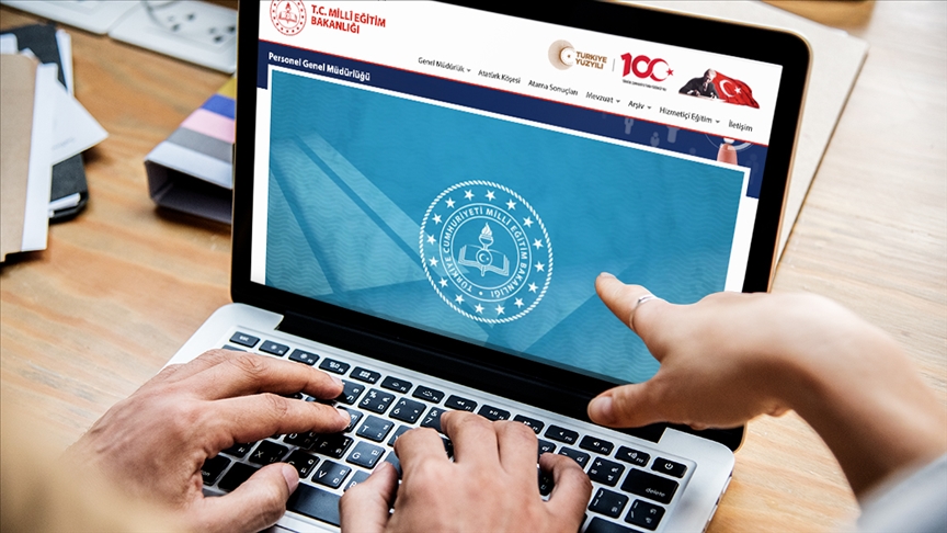 Öğretmenlerin il içi yer değiştirme takvimi açıklandı