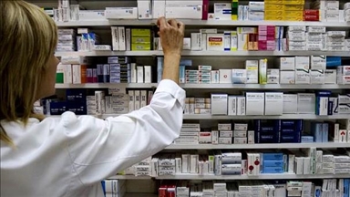Farmacias y pacientes enfrentan las consecuencias de la escasez en número cada vez mayor de medicamentos en Inglaterra