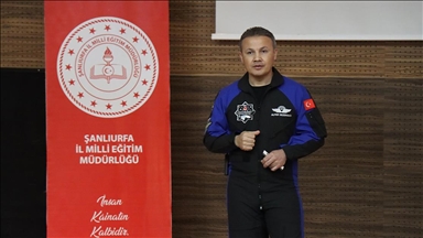 Türkiye'nin ilk astronotu Gezeravcı: Dünyada bilimin farklı alanlarında müthiş derecede agresif atılımlar yapılıyor