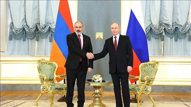 В Кремле состоялась встреча президента РФ с премьер-министром Армении