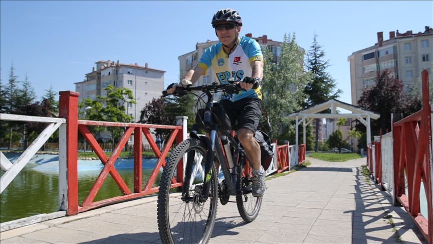 Bisiklet turunda kalp krizi geçiren Özcan Ceylan sağlığına pedal çevirerek kavuştu