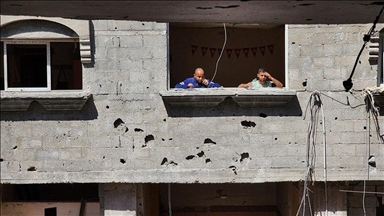 مقتل 8 فلسطينيين جراء قصف إسرائيلي لمنزل وسط قطاع غزة