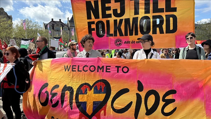 Malmö'de on binlerce kişi İsrail'in Eurovision Şarkı Yarışması'na katılımını protesto etti