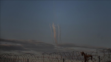 إطلاق 4 صواريخ من رفح تجاه كرم أبو سالم بمحيط غزة 