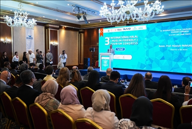 В Измире проходит 3-й Международный конгресс по халяльному туризму