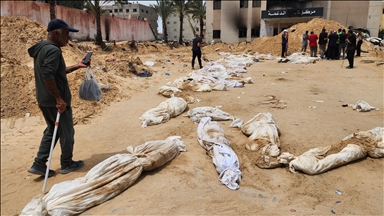 Gazze'deki Sağlık Bakanlığı: İsrail, Gazze Şeridi'ndeki hastaneleri toplu mezarlara dönüştürdü